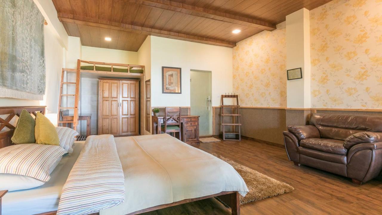 Stayvista At The Corner House - Pet Friendly Villa ชิมลา ภายนอก รูปภาพ